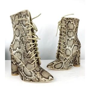Snake skin boots new with box in size 8.5